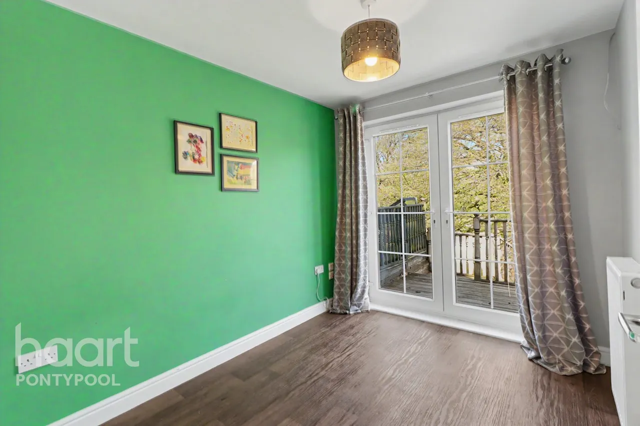 Sycamore Road, Pontypool, NP4, photo 19