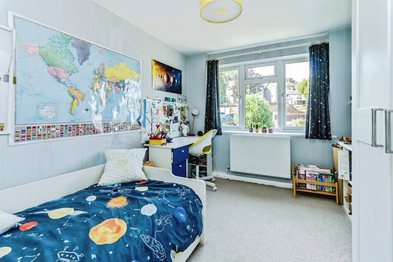 Crescent Road, Caterham, Surrey, CR3, photo 8