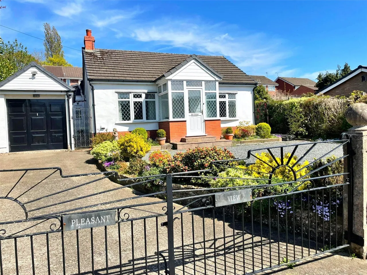 2 bed house for sale, Stryt Isa, Hope, LL12