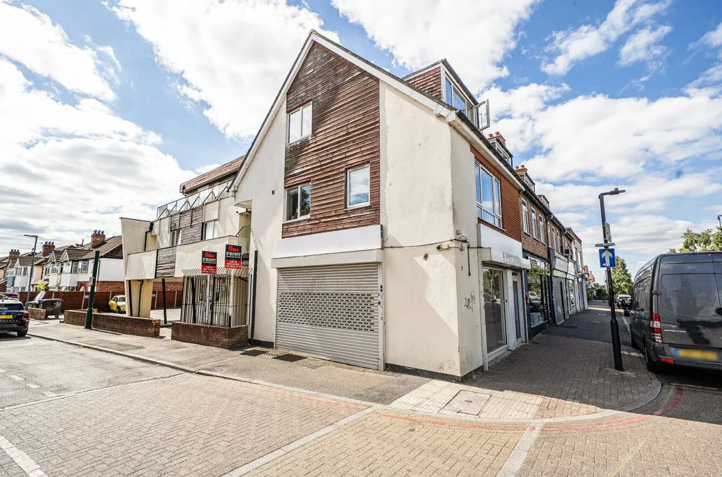 Stonecot Hill, Sutton SM3 9HJ, photo 20