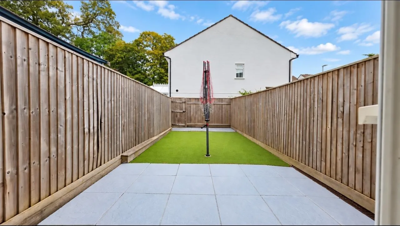St. Boniface Close, Plymouth, PL2, photo 12
