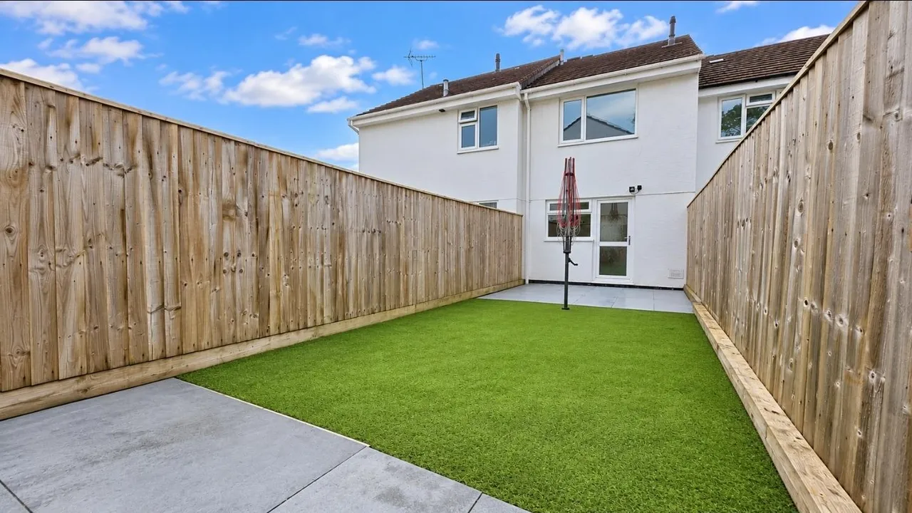 St. Boniface Close, Plymouth, PL2, photo 11