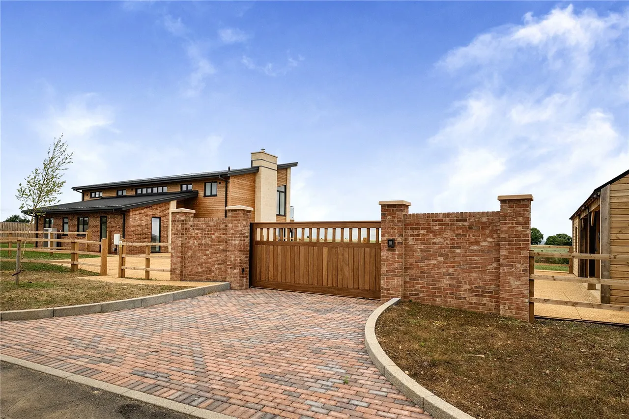 Southbrook Lane, Steeple Ashton, Trowbridge, Wiltshire, BA14 6HW, photo 11