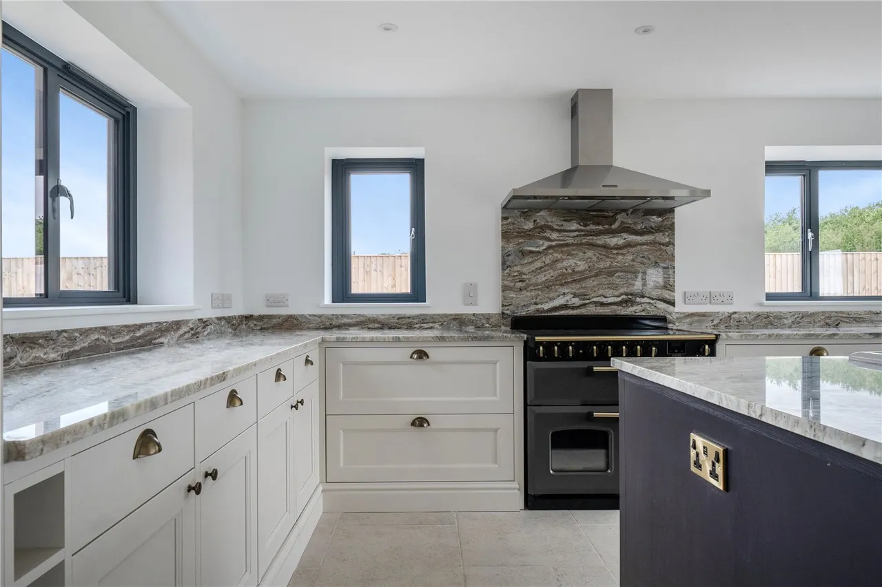 Southbrook Lane, Steeple Ashton, Trowbridge, Wiltshire, BA14 6HW, photo 2