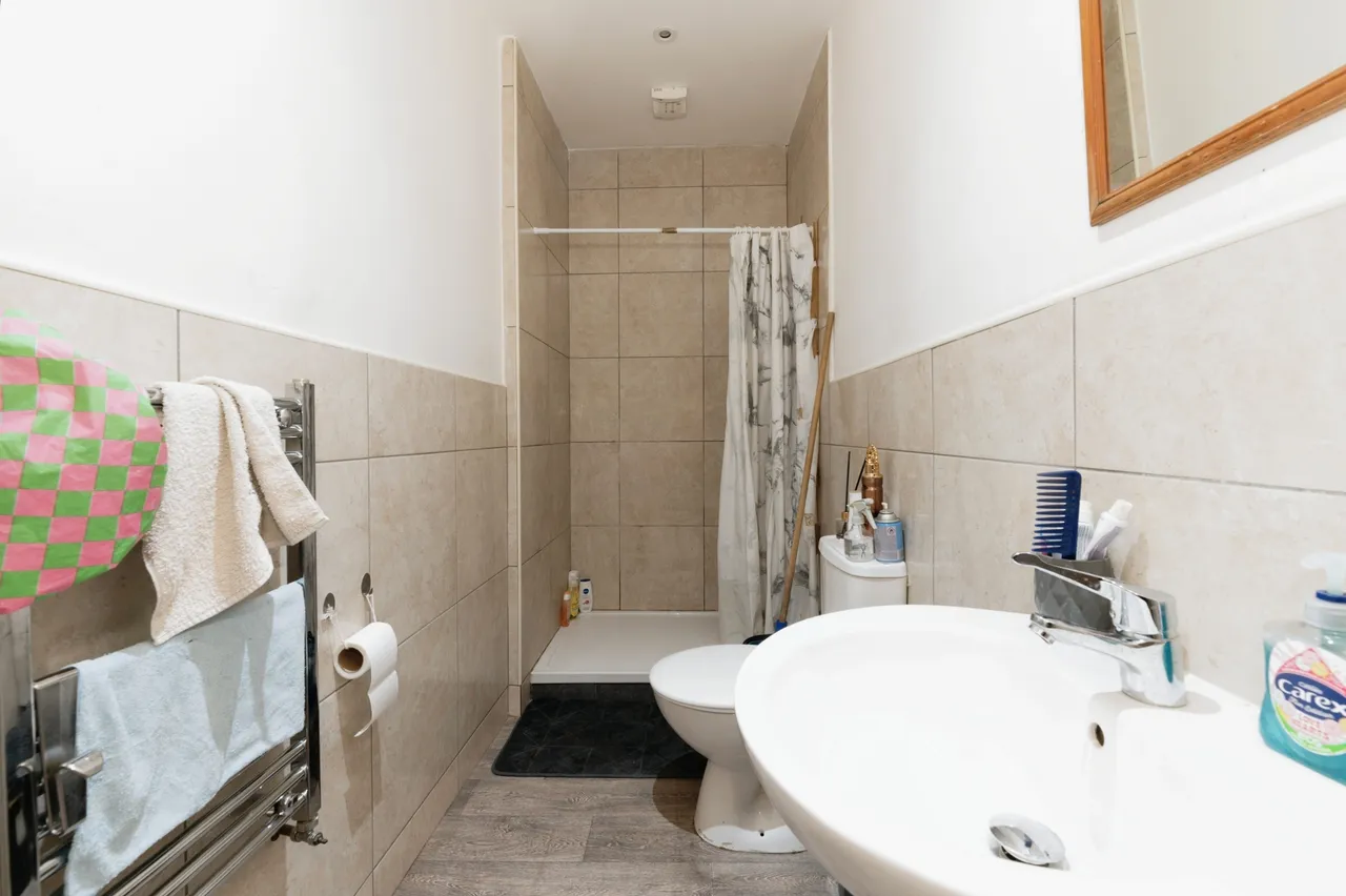 401 Durnsford Road, London, photo 10