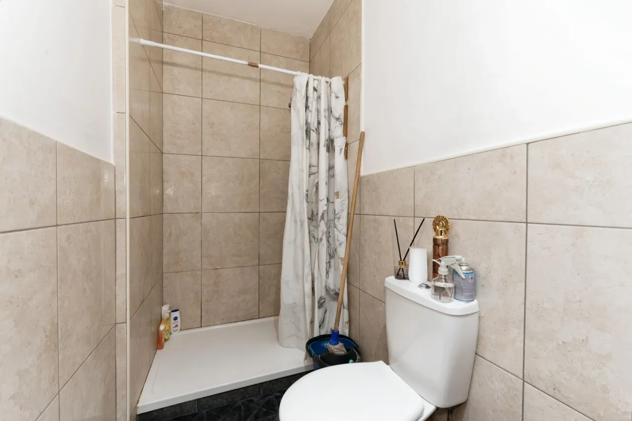 401 Durnsford Road, London, photo 11