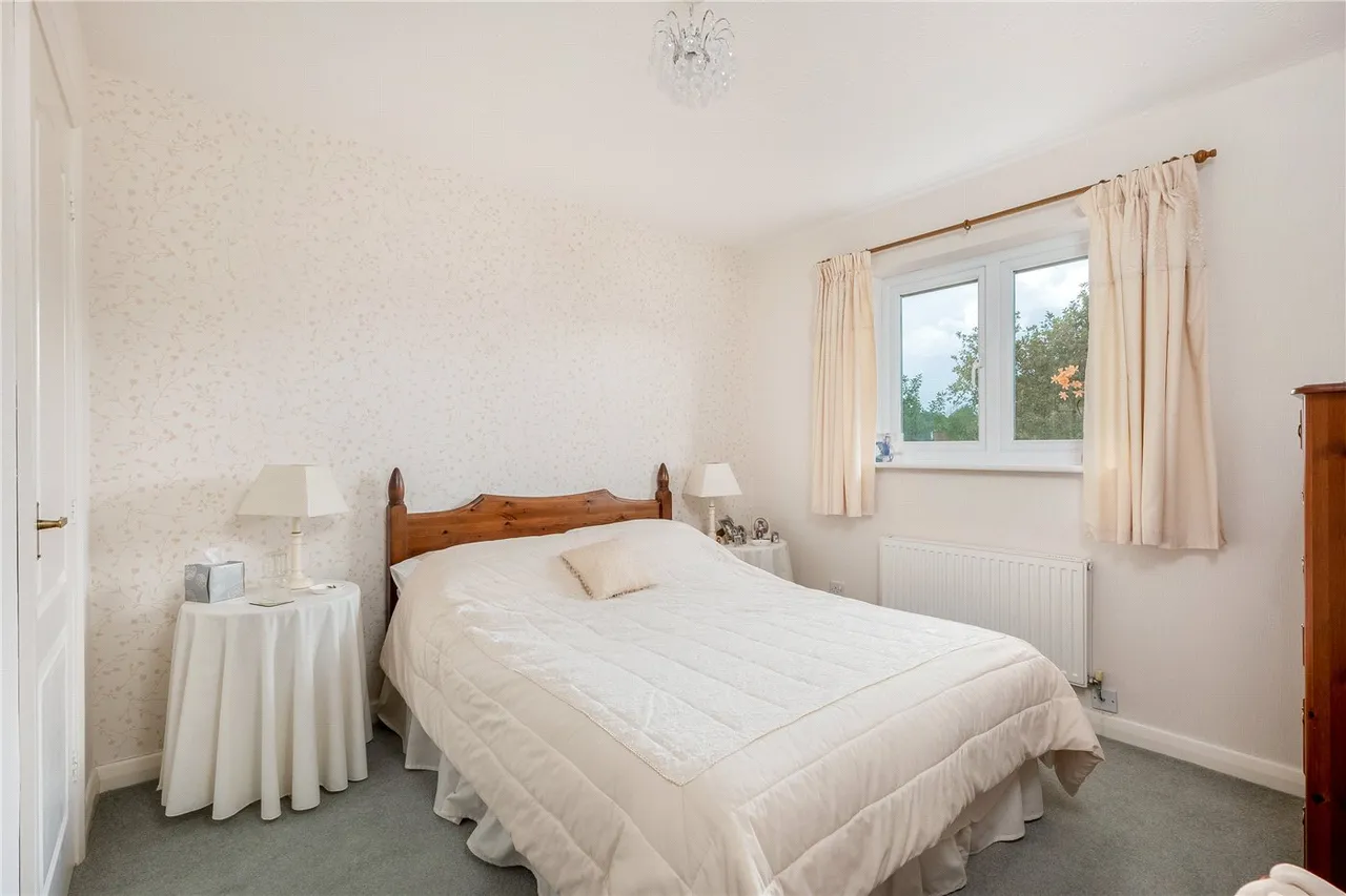 Mallard Close, Stratford-upon-Avon, Warwickshire, CV37, photo 7