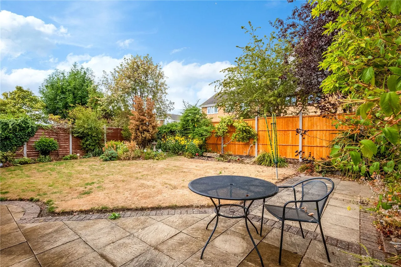 Mallard Close, Stratford-upon-Avon, Warwickshire, CV37, photo 8