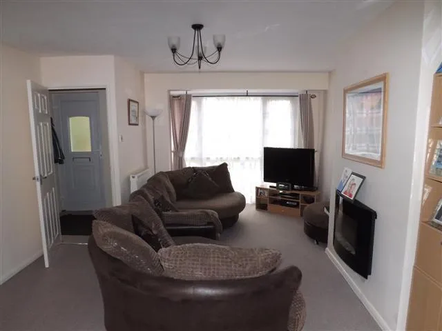 Oakwood Drive, Lordswood, SO16, photo 3