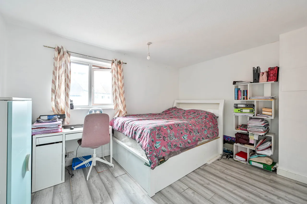 11 Virginia Close, New Malden, photo 6