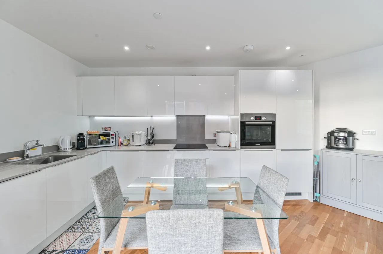 Apartment 2, Brouard Court, BROMLEY, photo 11