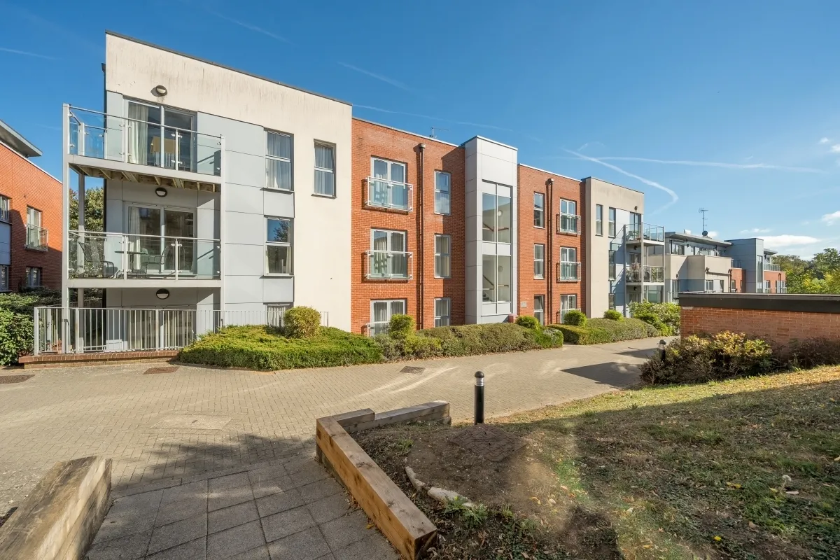 2 bed flat to rent, Charrington Place, St. Albans, AL1