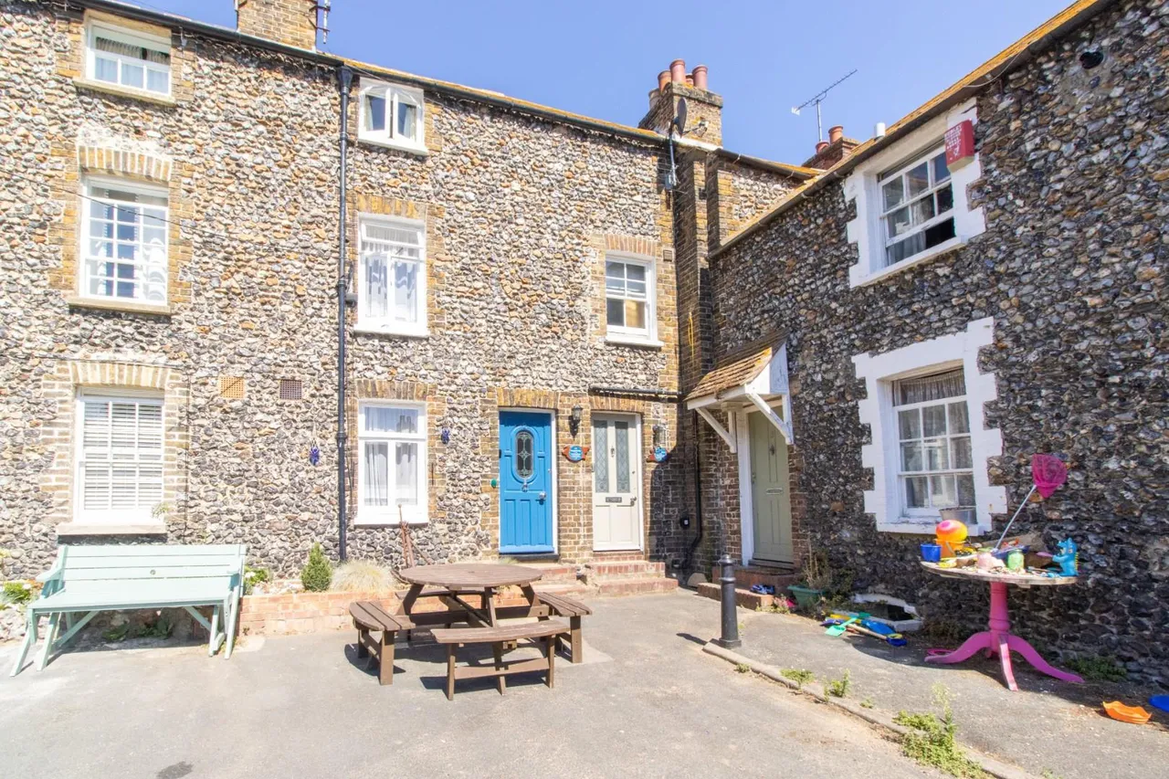 Church Square, Broadstairs, CT10, photo 14