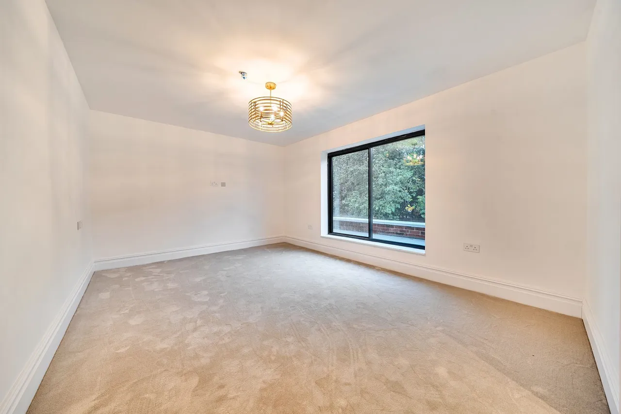 Pipers Green Lane, Edgware, HA8, photo 10