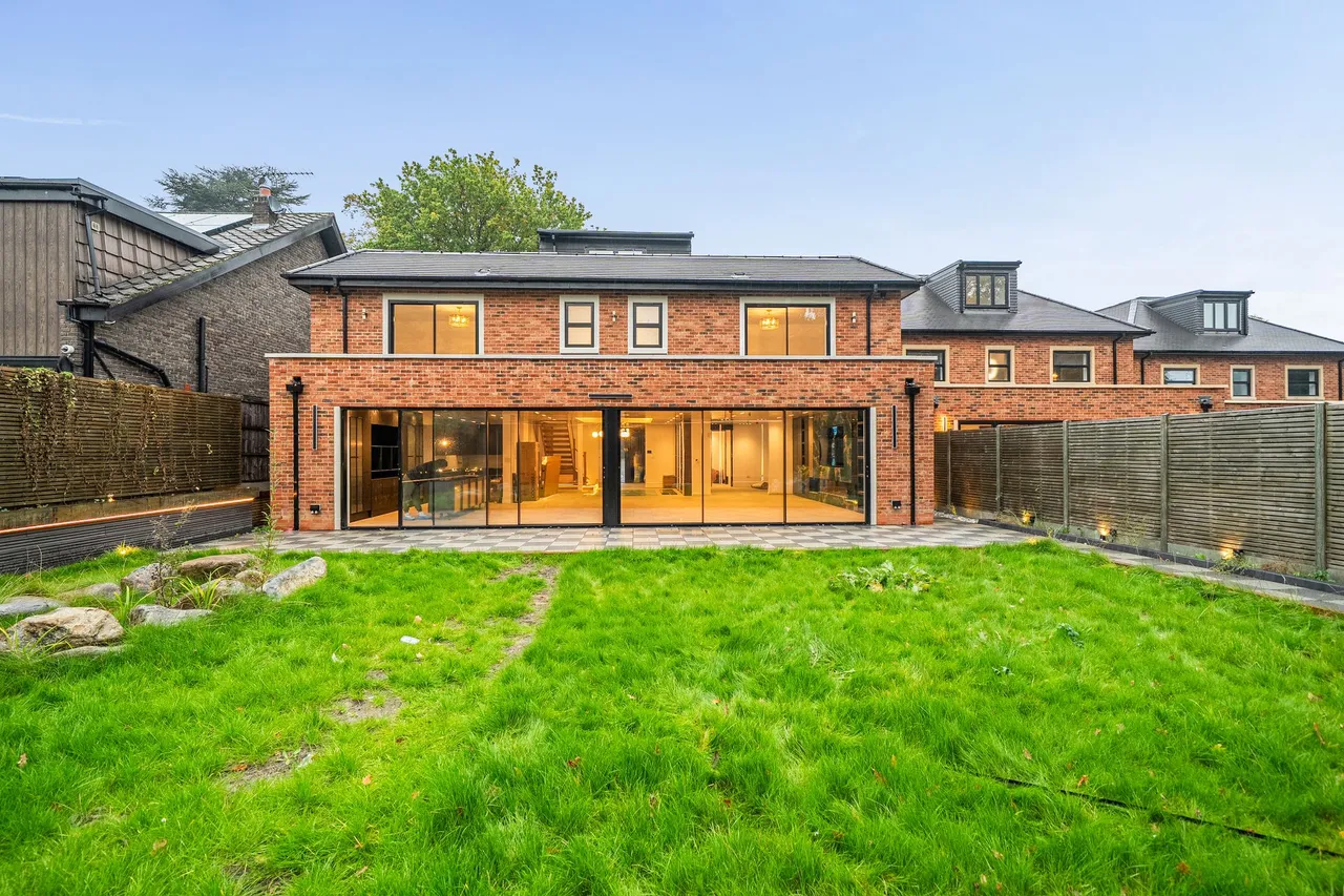 Pipers Green Lane, Edgware, HA8, photo 21