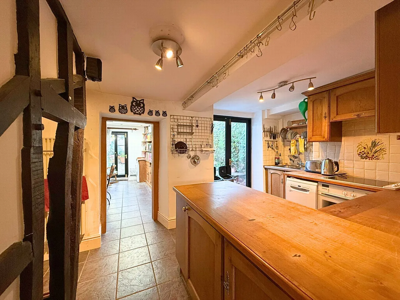 St Mary Street, Monmouth, NP25, photo 5