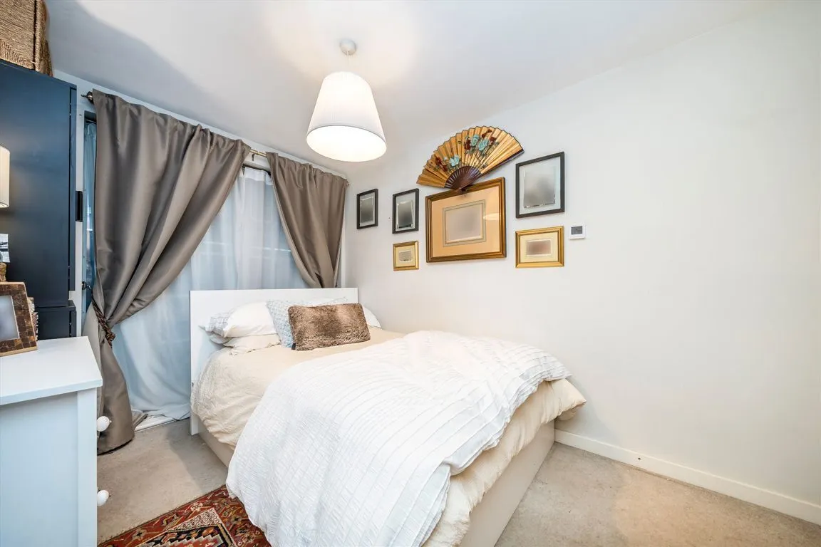 Seymour Road, KT1, photo 4