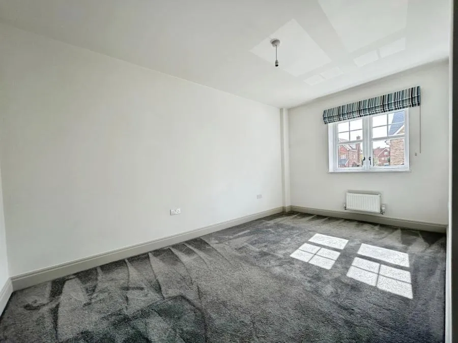 Hayne Avenue, Fleet, GU51, photo 6