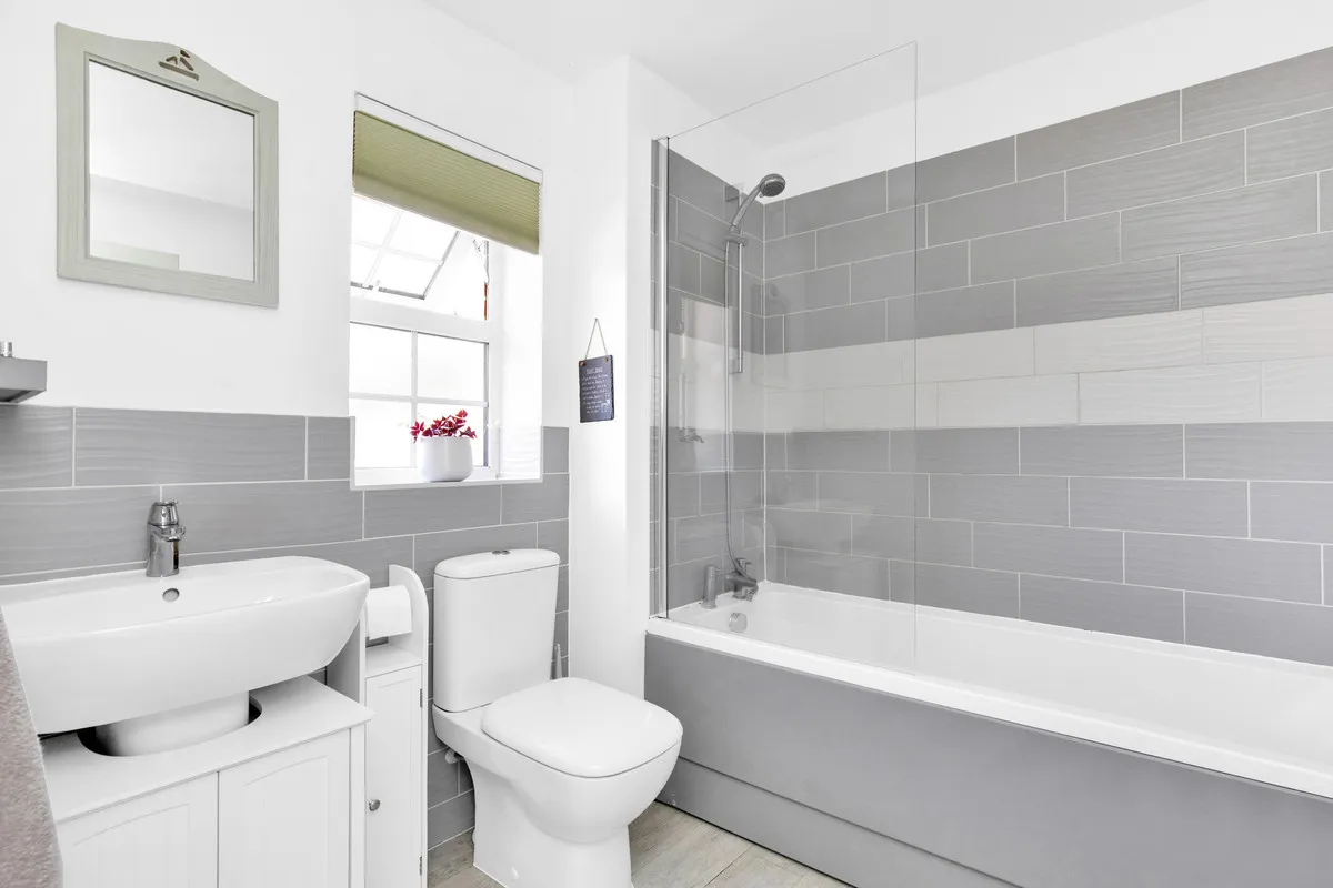 Sarisbury Green, Southampton, SO31, photo 17