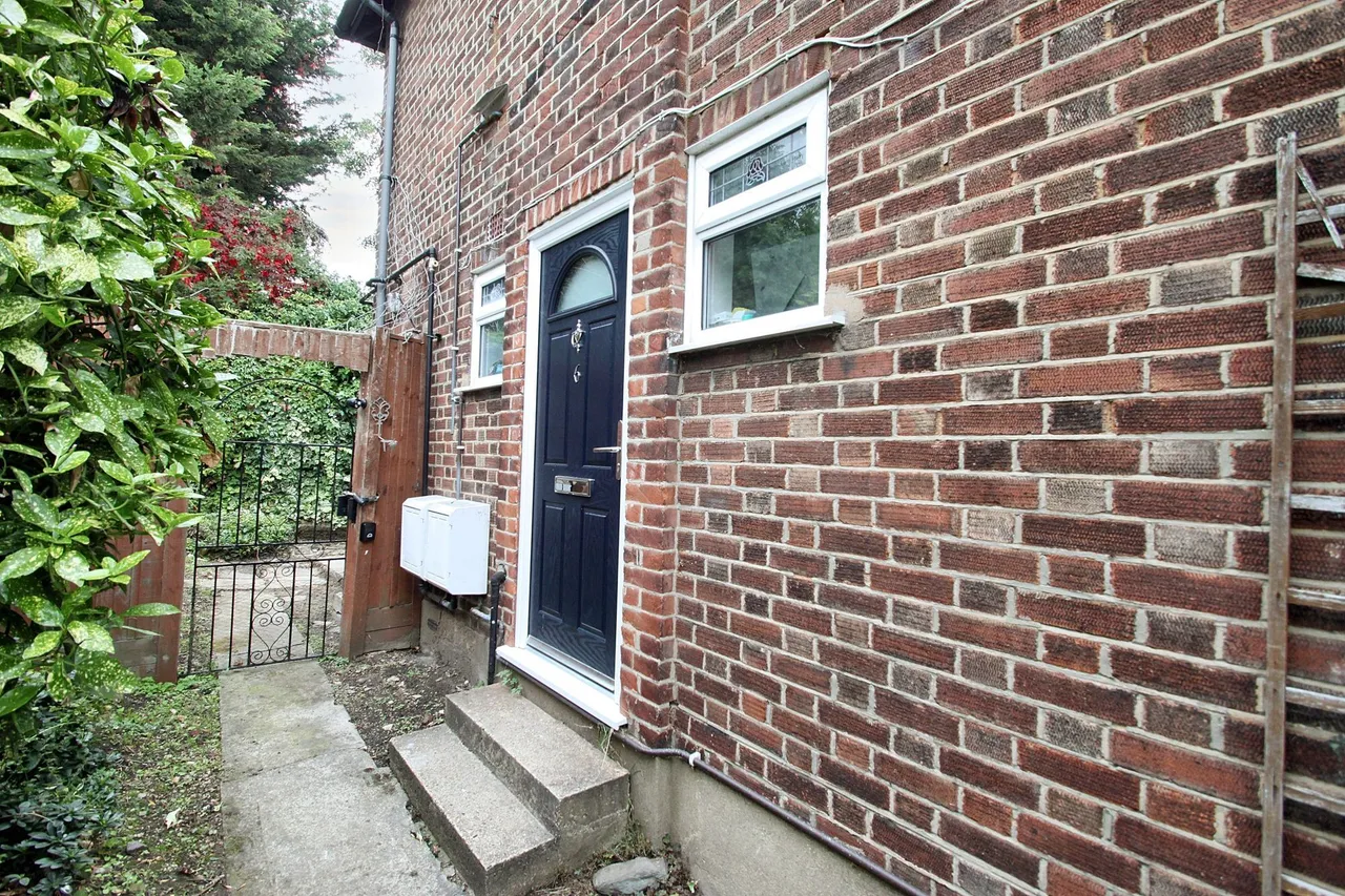 St. Barnabas Road, Woodford Green, IG8, photo 17