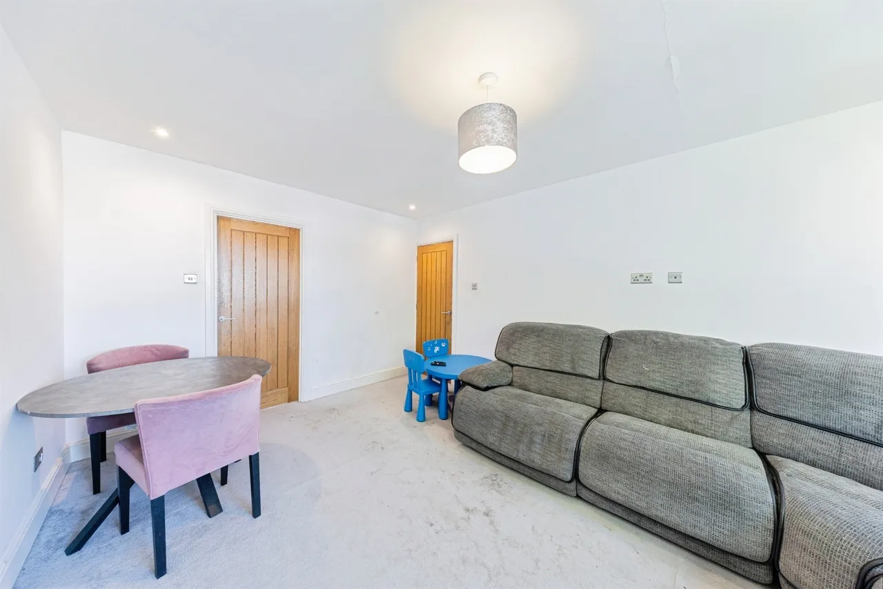 Ormonde, Stantonbury, MK14, photo 7