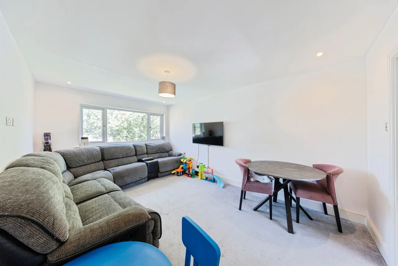 Ormonde, Stantonbury, MK14, photo 2