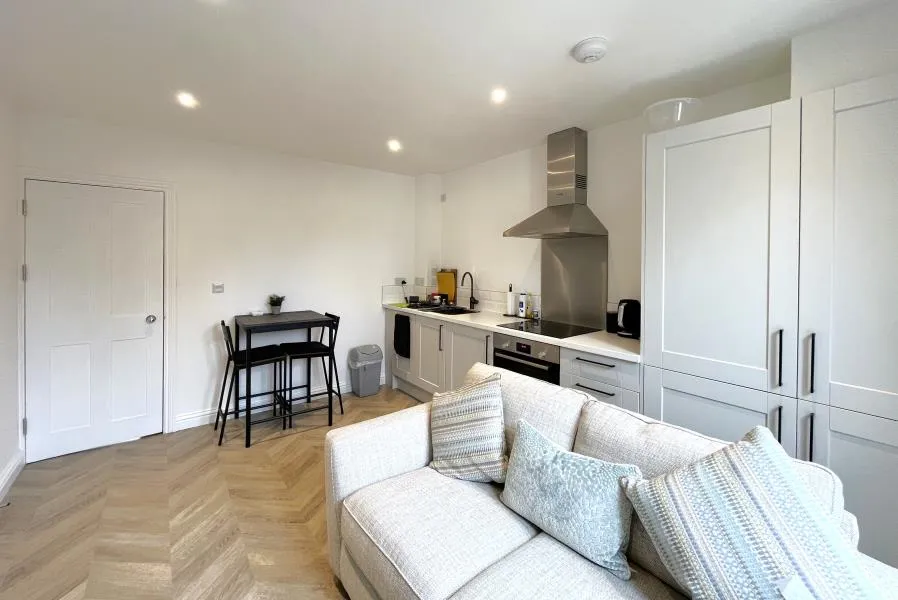 Ludwell House, Chertsey, KT16, photo 4