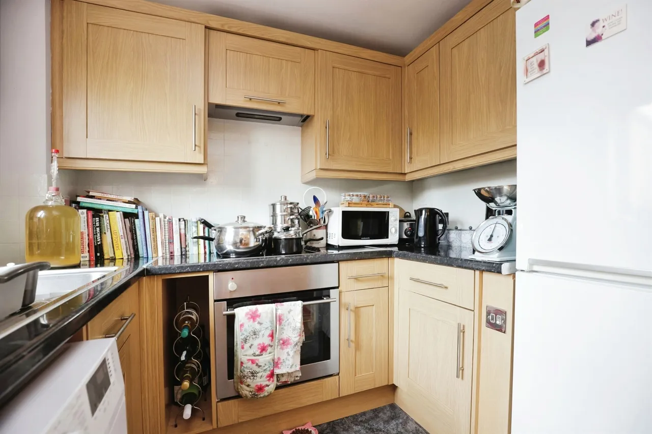 Alexandra Court, Kenilworth, CV8, photo 3