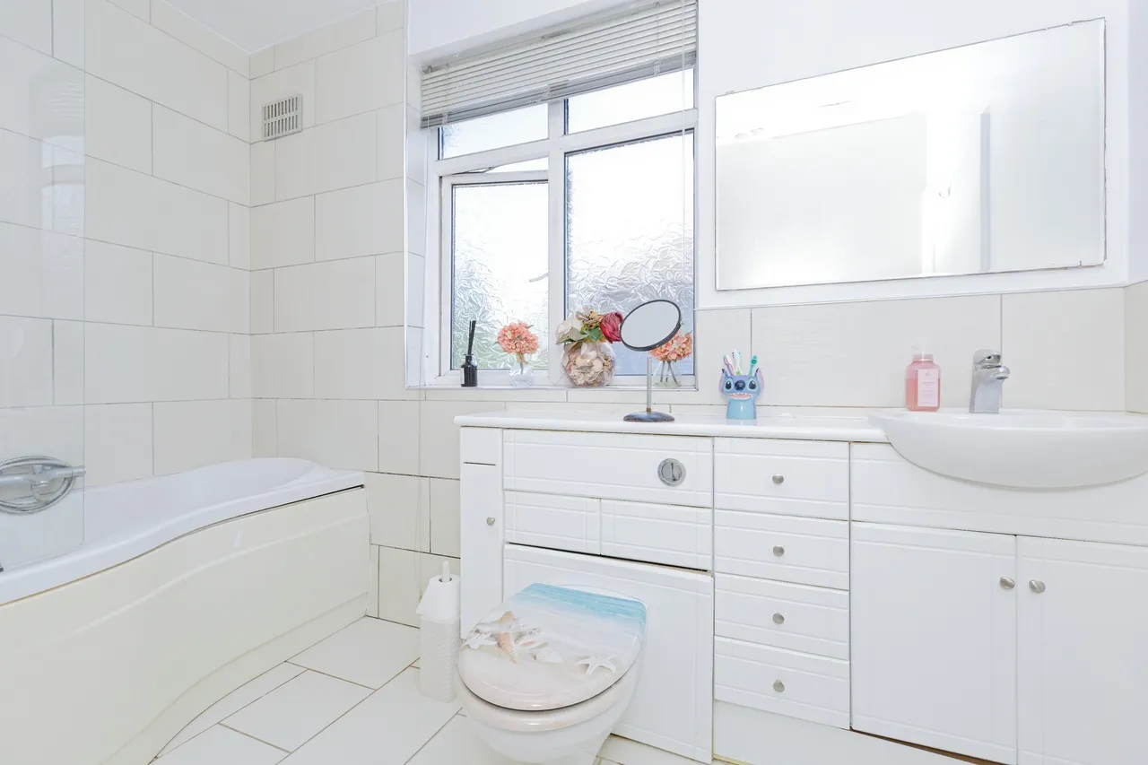 Kingsmead Close, Leicester, LE2, photo 11