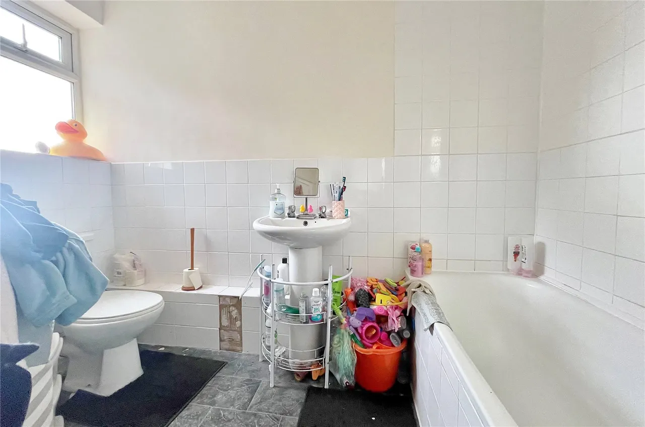 Field Place Parade, The Strand, BN12, photo 6