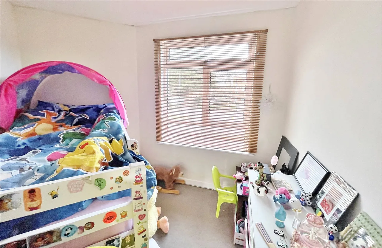Field Place Parade, The Strand, BN12, photo 5