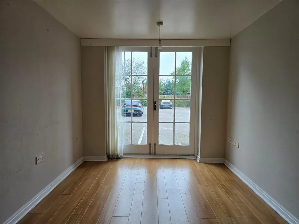 Woodholme Court, Liverpool, L25, photo 2