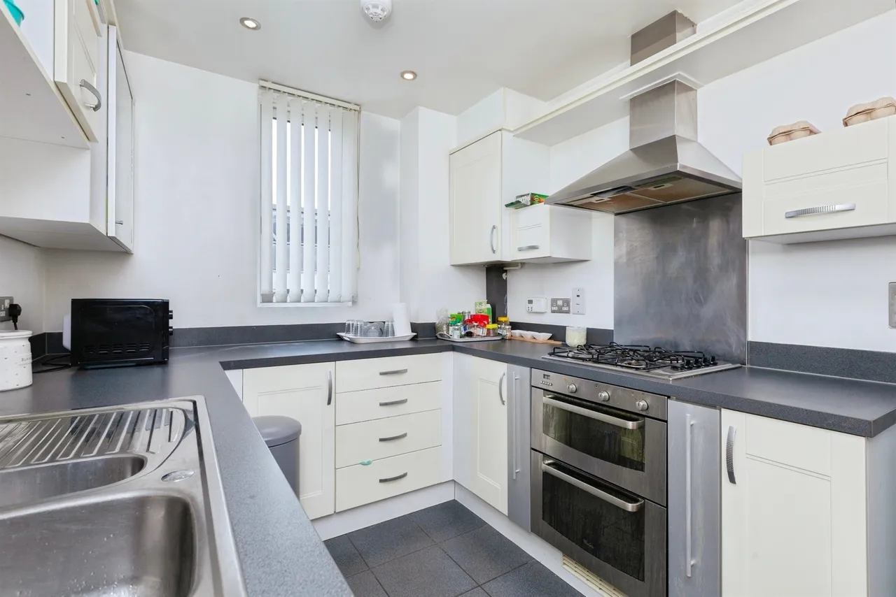 Watkin Road, Leicester, photo 3