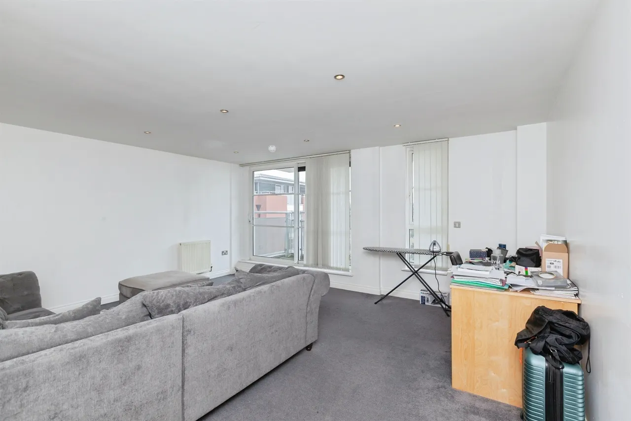 Watkin Road, Leicester, photo 12