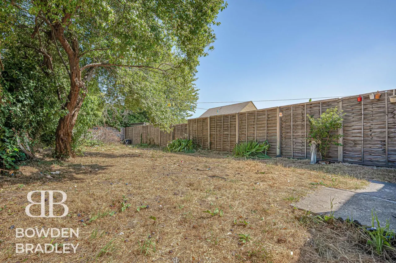 Cranley Drive, Ilford, IG2, photo 15