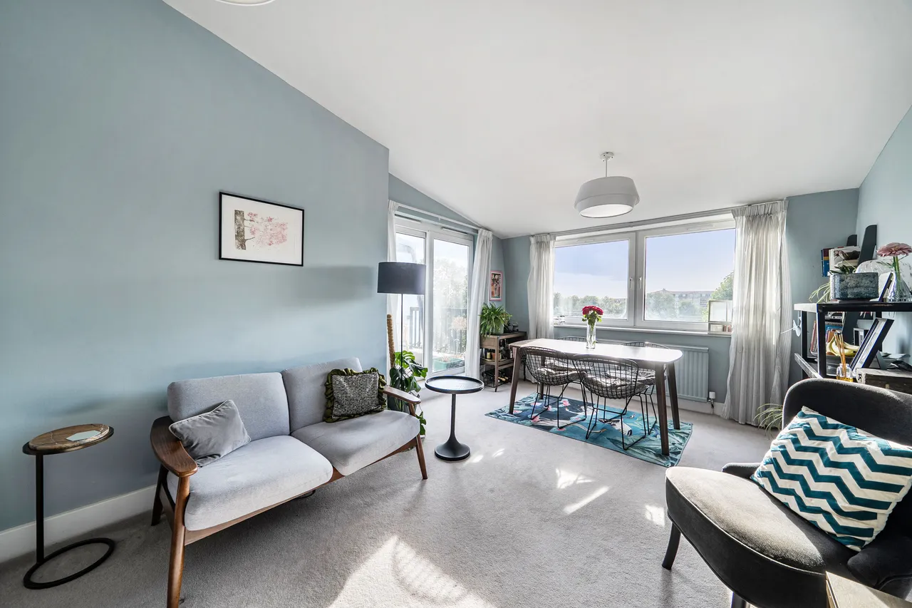 2 bed flat for sale, London, W6
