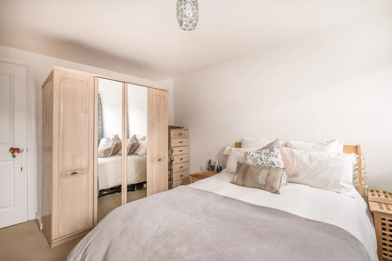 Lillie Road, London, SW6, photo 6