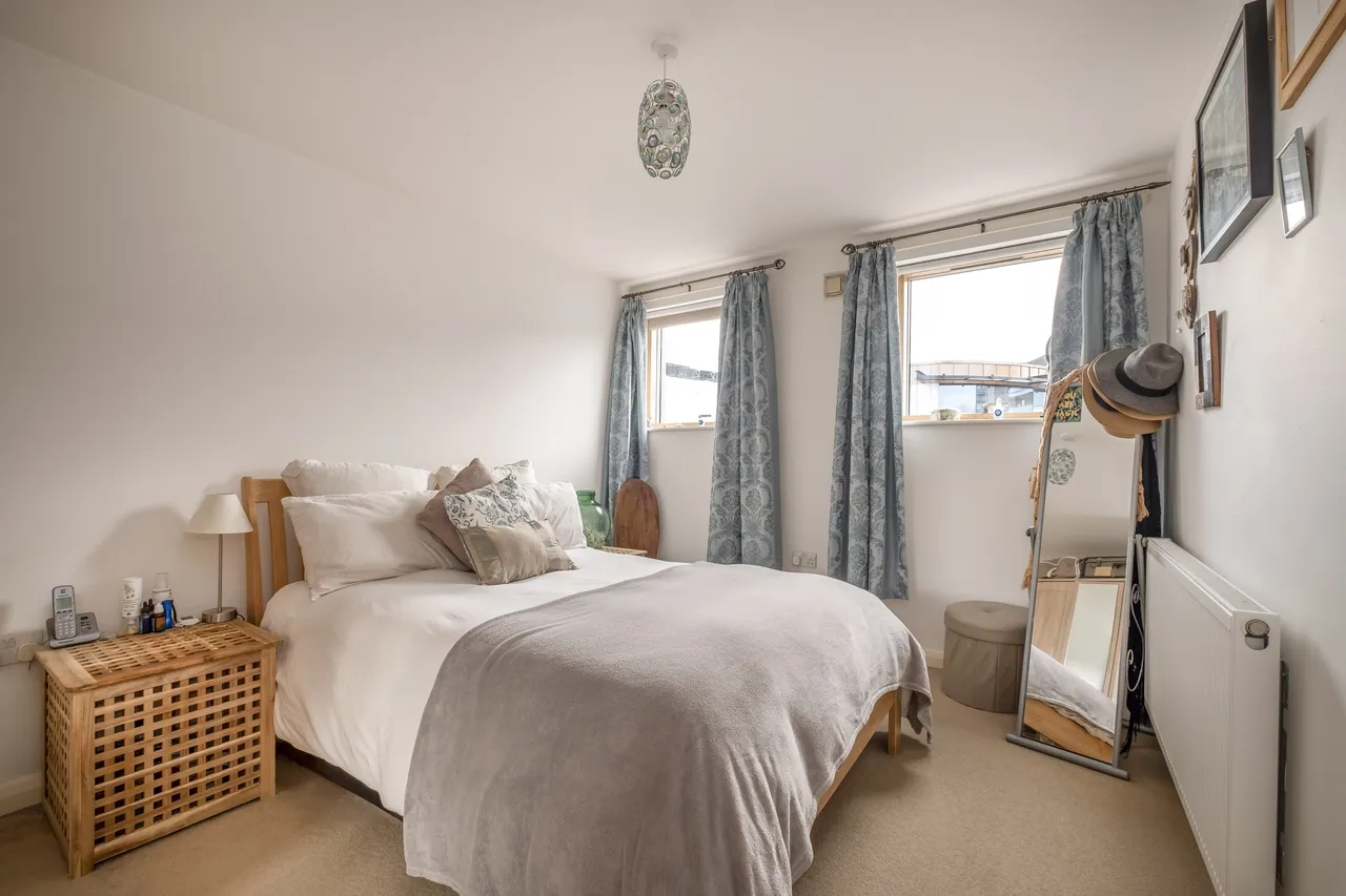 Lillie Road, London, SW6, photo 4