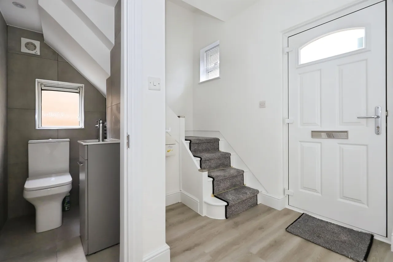 Tomkinson Drive, Kidderminster, photo 11