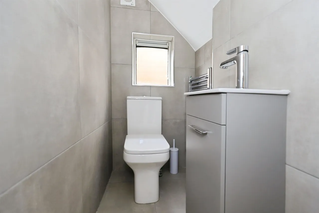 Tomkinson Drive, Kidderminster, photo 12