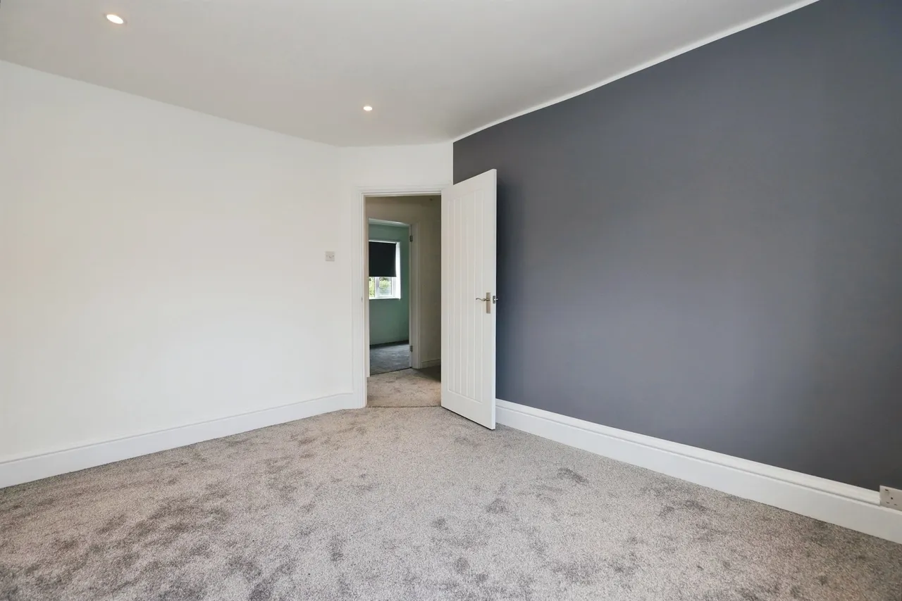 Tomkinson Drive, Kidderminster, photo 8