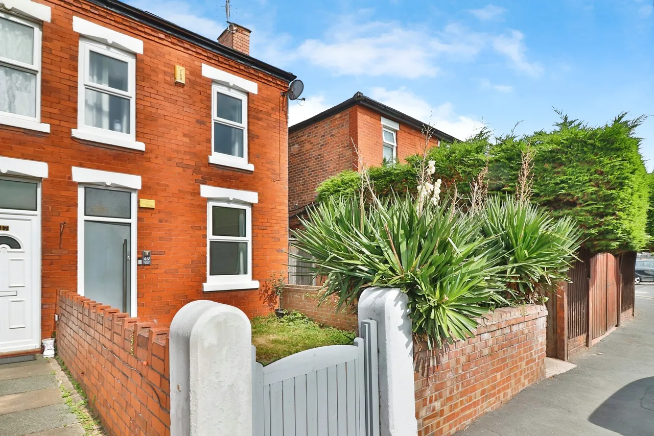 2 bed house for sale — Warwick Street, Southport