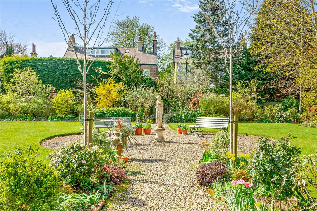 Queens Gate, Harrogate, HG1, photo 15