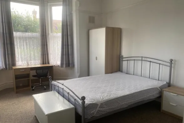 Woodborough Road, NG3, photo 5