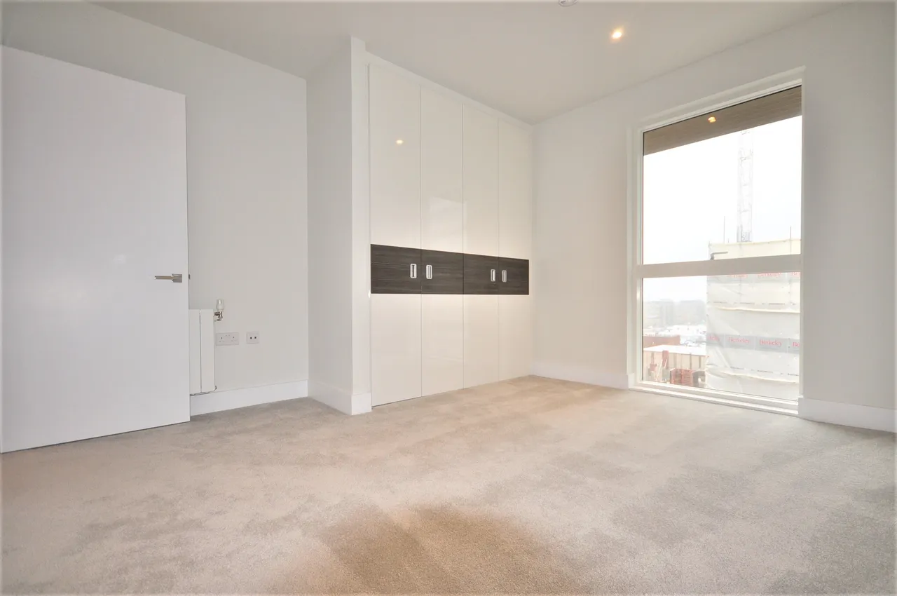 Pegler Square, Kidbrooke Village, London, SE3 9FW, photo 6