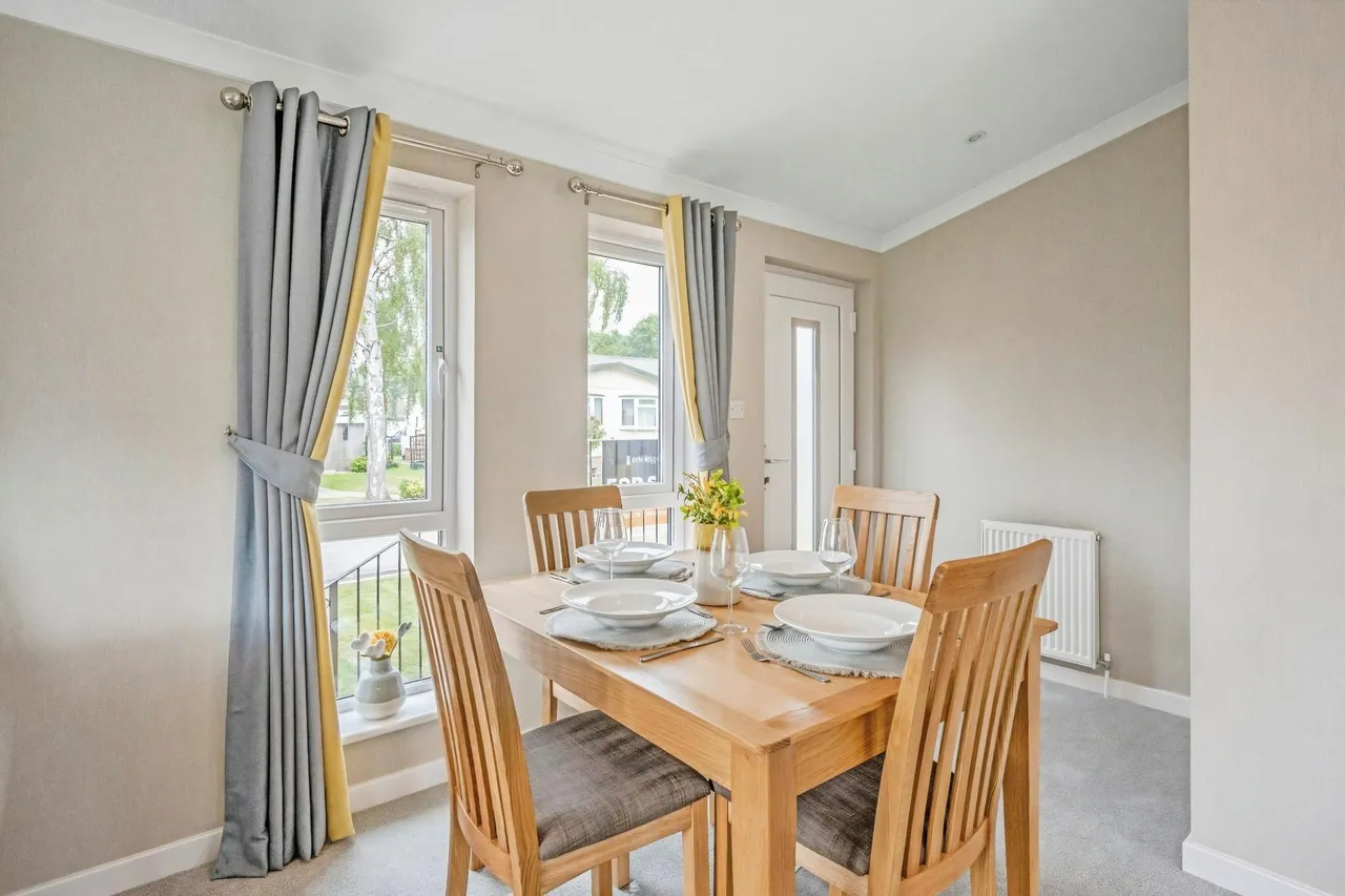 Palm Grove Court, Thorne, DN8, photo 3