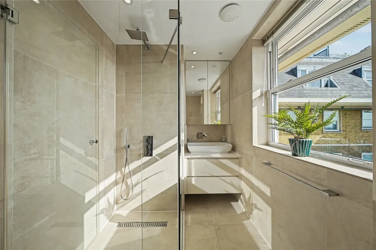 Boydell Court, St John's Wood Park, NW8, photo 8