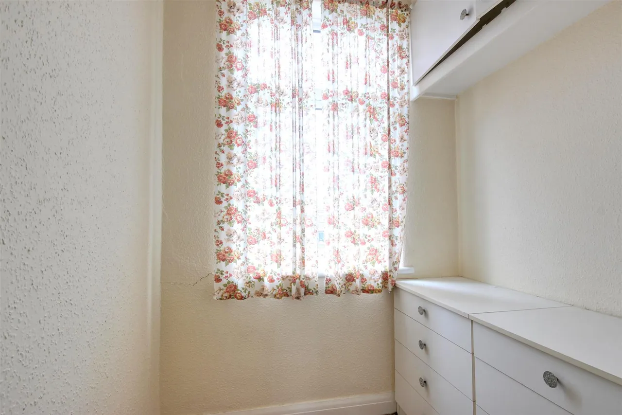 Boothferry Road, Hessle, photo 9