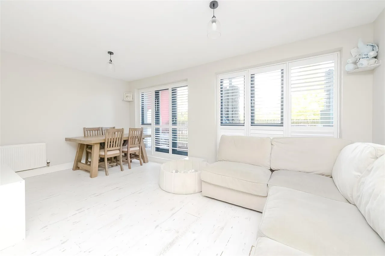 Waterstone Way, Greenhithe, DA9, photo 5