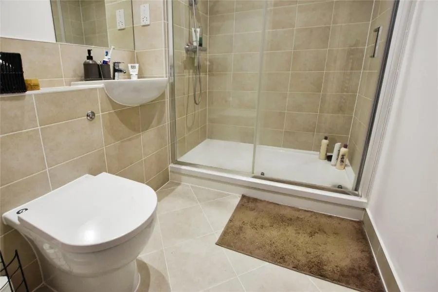 Magnolia House, Wych Elm, CM20, photo 4